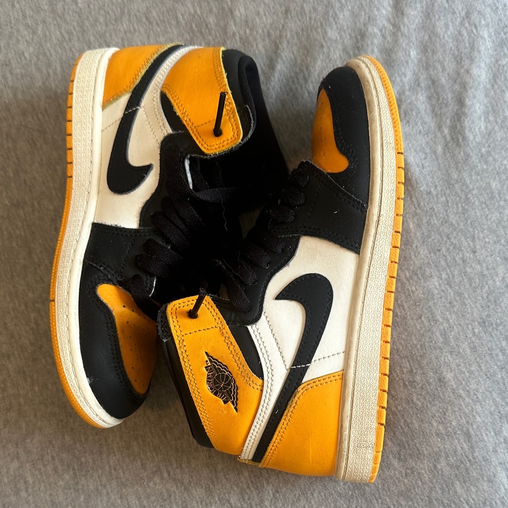 Nike Air Jordan Retro High Tops in Black, White, and Orange - Picture 6 of 11